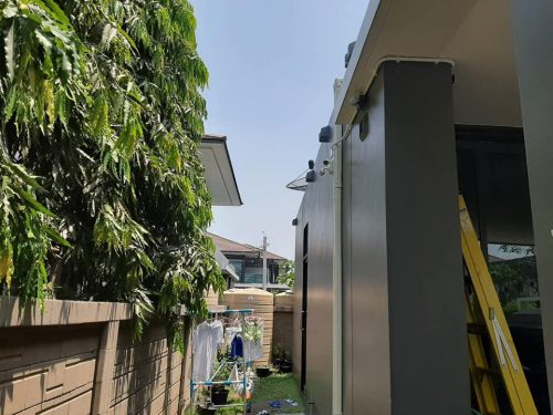 บ้านพักอาศัยกับกล้อง CCTV 24 ตัว