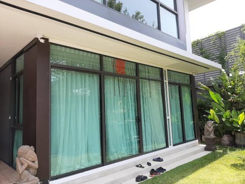 บ้านพักอาศัยกับกล้อง CCTV 24 ตัว